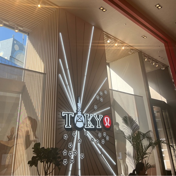 Meet your Posher, Heeta 😘 - Picture 2 of 5